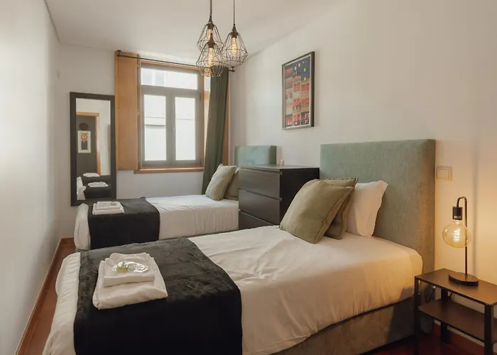 Modern Terrace 2bd By Vacationy * 波尔图