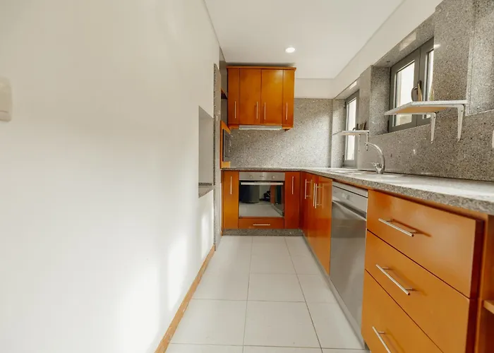 Modern Terrace 2bd By Vacationy