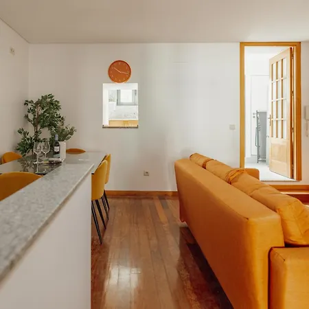 Modern Terrace 2bd By Vacationy