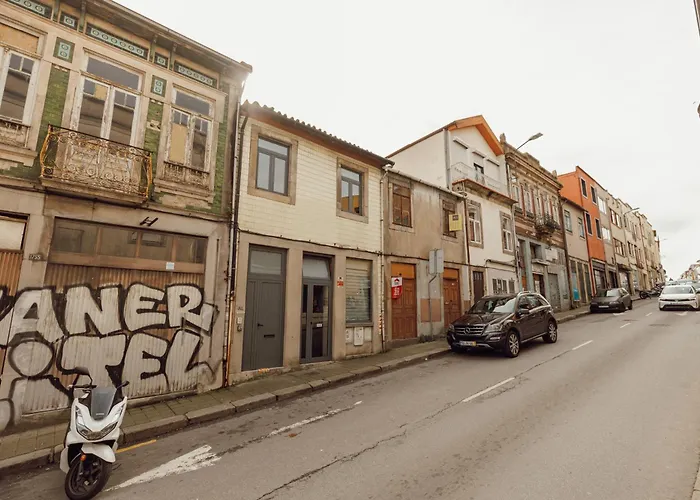 Modern Terrace 2bd By Vacationy