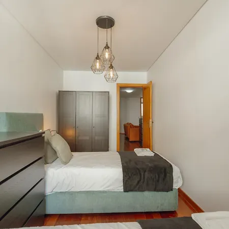 Modern Terrace 2bd By Vacationy Daire *